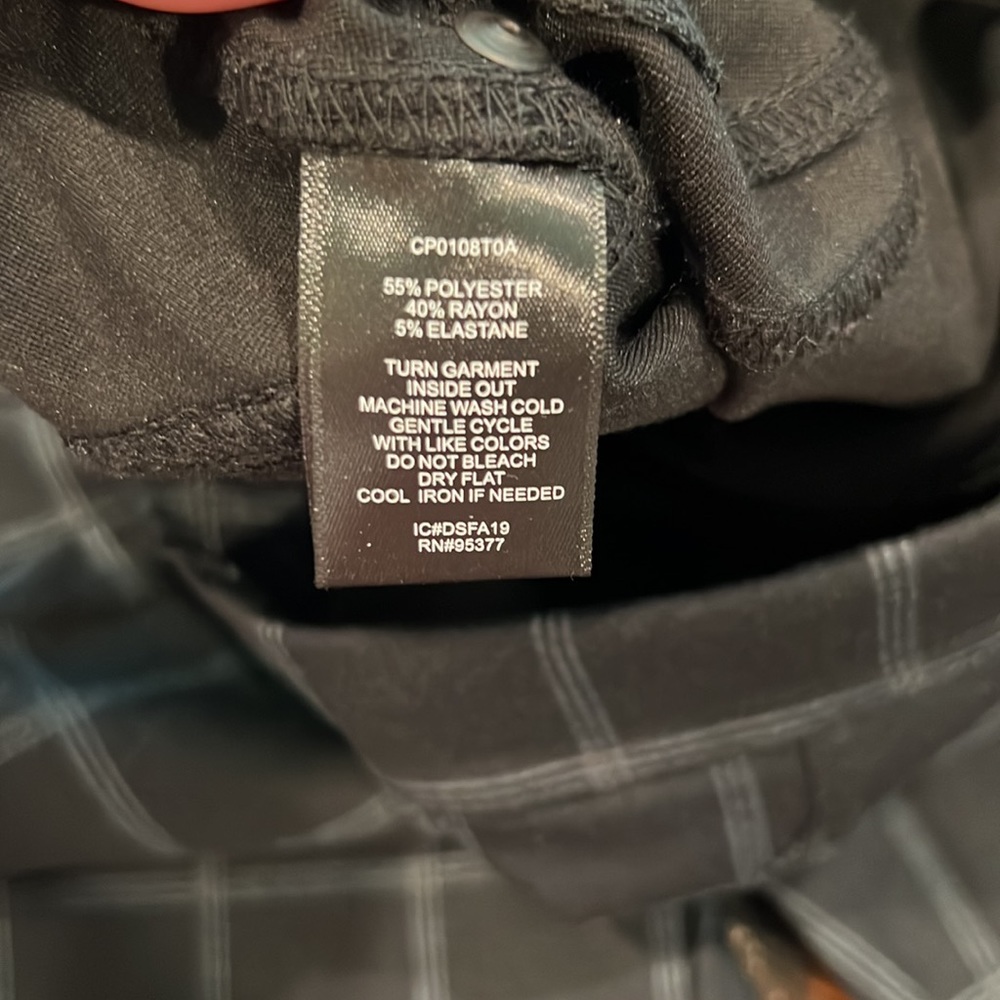 Window Pane Pattern Sanctuary Size L Pants - image 4